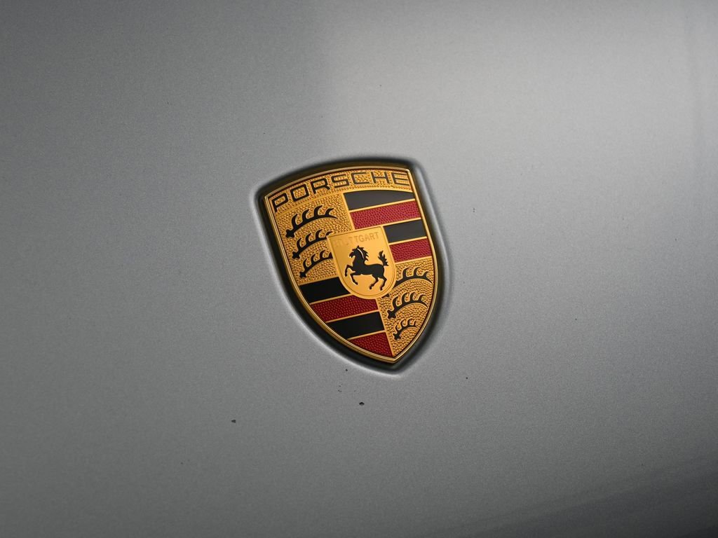 Certified 2023 Porsche Macan Turbo AWD/4WD image 13
