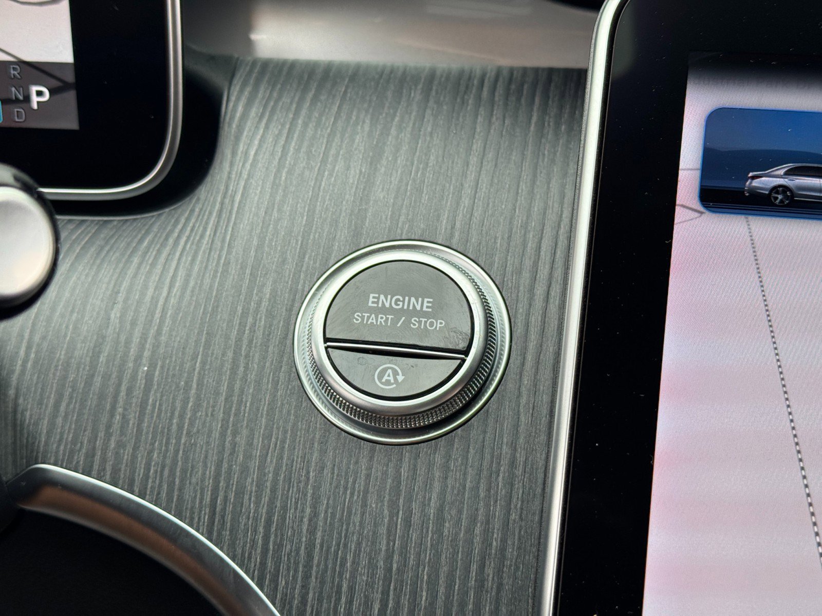 Used 2022 Mercedes-Benz C 300 Sedan image 26