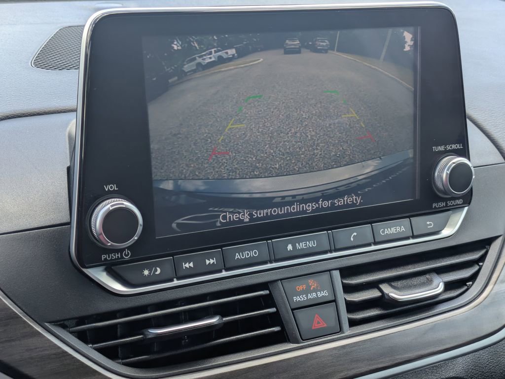 Used 2025 Nissan Altima 2.5 SV FWD image 18