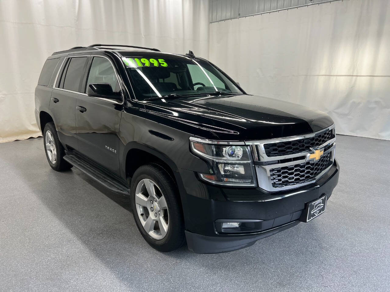 Used 2017 Chevrolet Tahoe LT AWD/4WD image 3