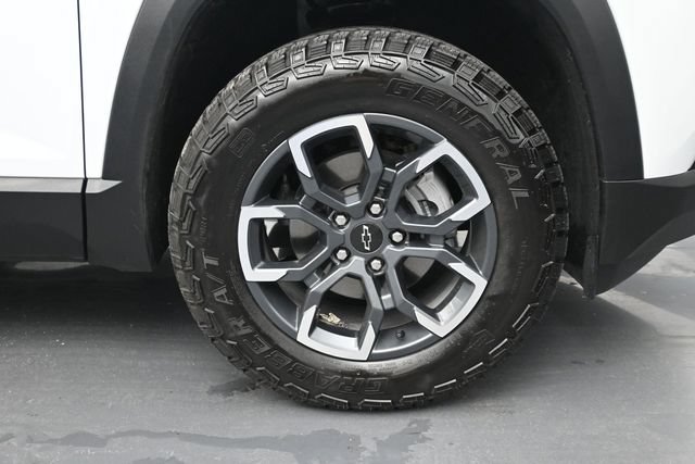 Used 2026 Chevrolet Equinox ACTIV w/ Convenience Package III FWD image 33
