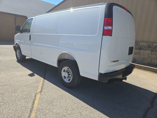 New 2025 Chevrolet Express 2500 w/ Driver Convenience Package image 5