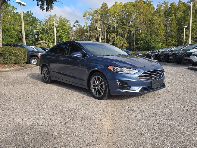 Used 2019 Ford Fusion SEL FWD image 2