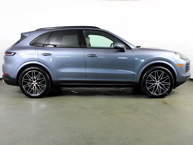 New 2026 Porsche Cayenne AWD/4WD image 8