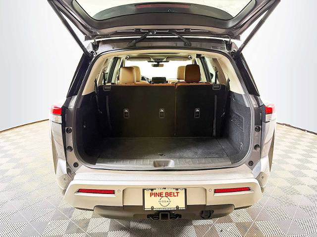 Certified 2024 Nissan Pathfinder Platinum AWD/4WD image 24