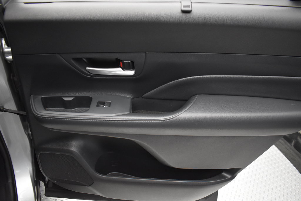 Used 2024 Toyota Grand Highlander AWD image 28
