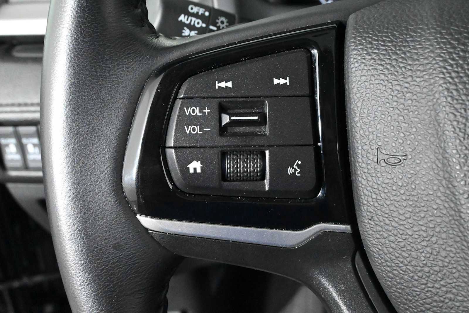 Used 2025 Honda Odyssey EX-L image 22