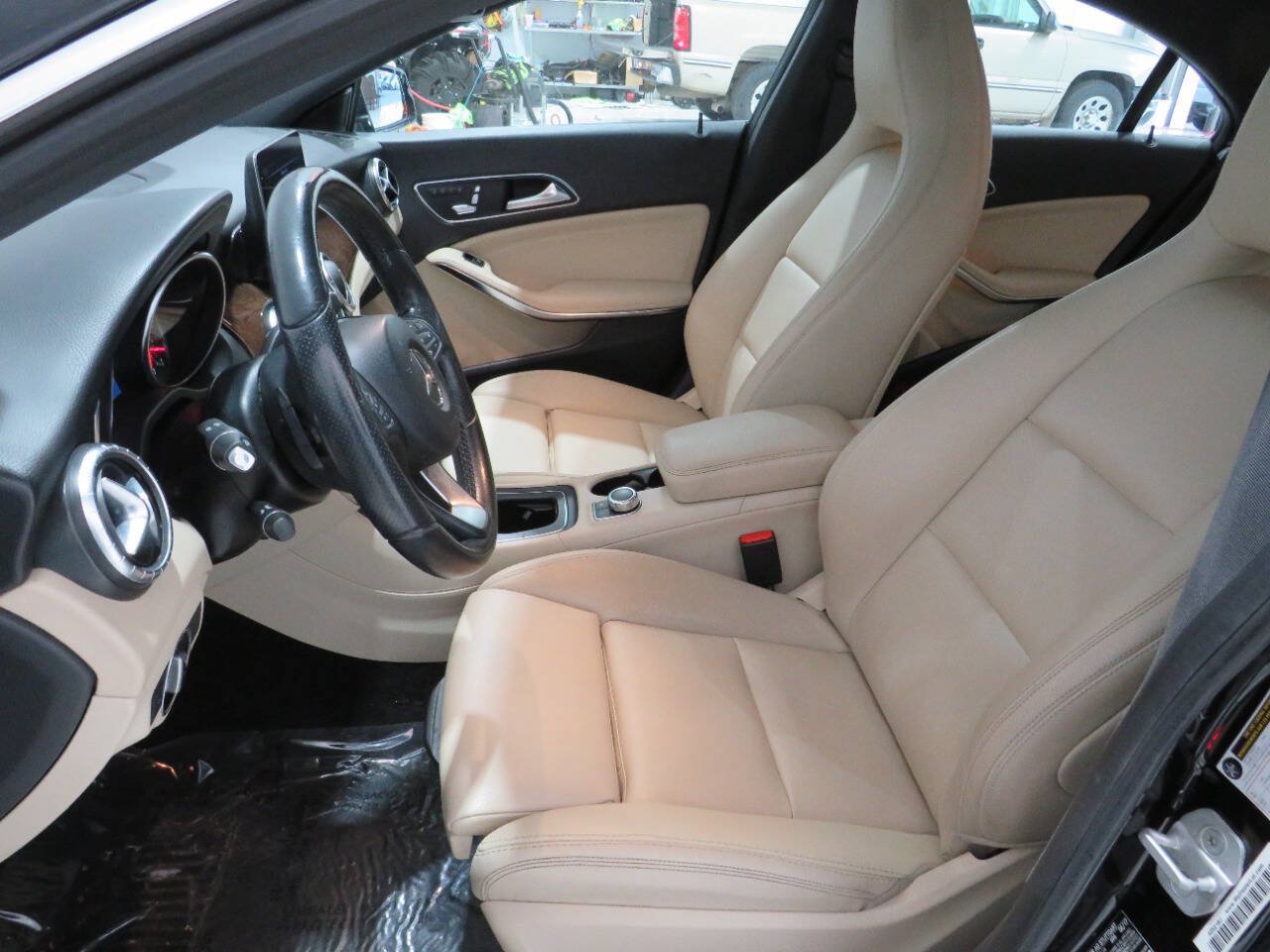 Used 2018 Mercedes-Benz CLA 250 4MATIC image 14