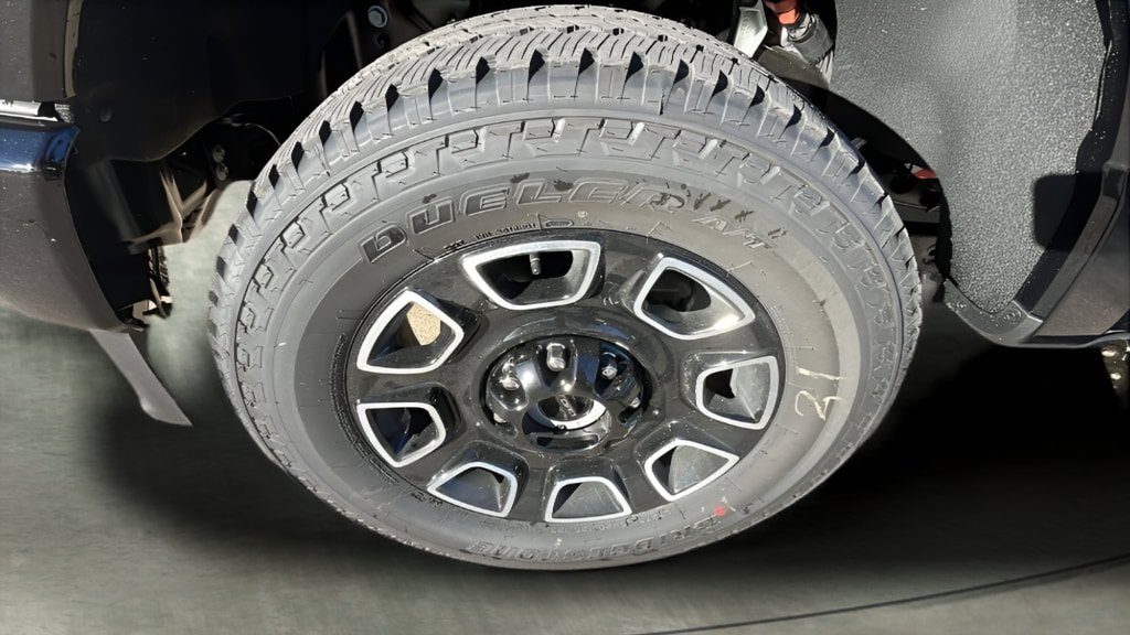 New 2026 Ford F250 Platinum AWD/4WD image 9