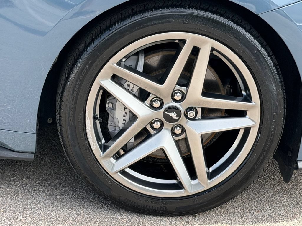 Used 2025 Ford Mustang GT Premium RWD image 9
