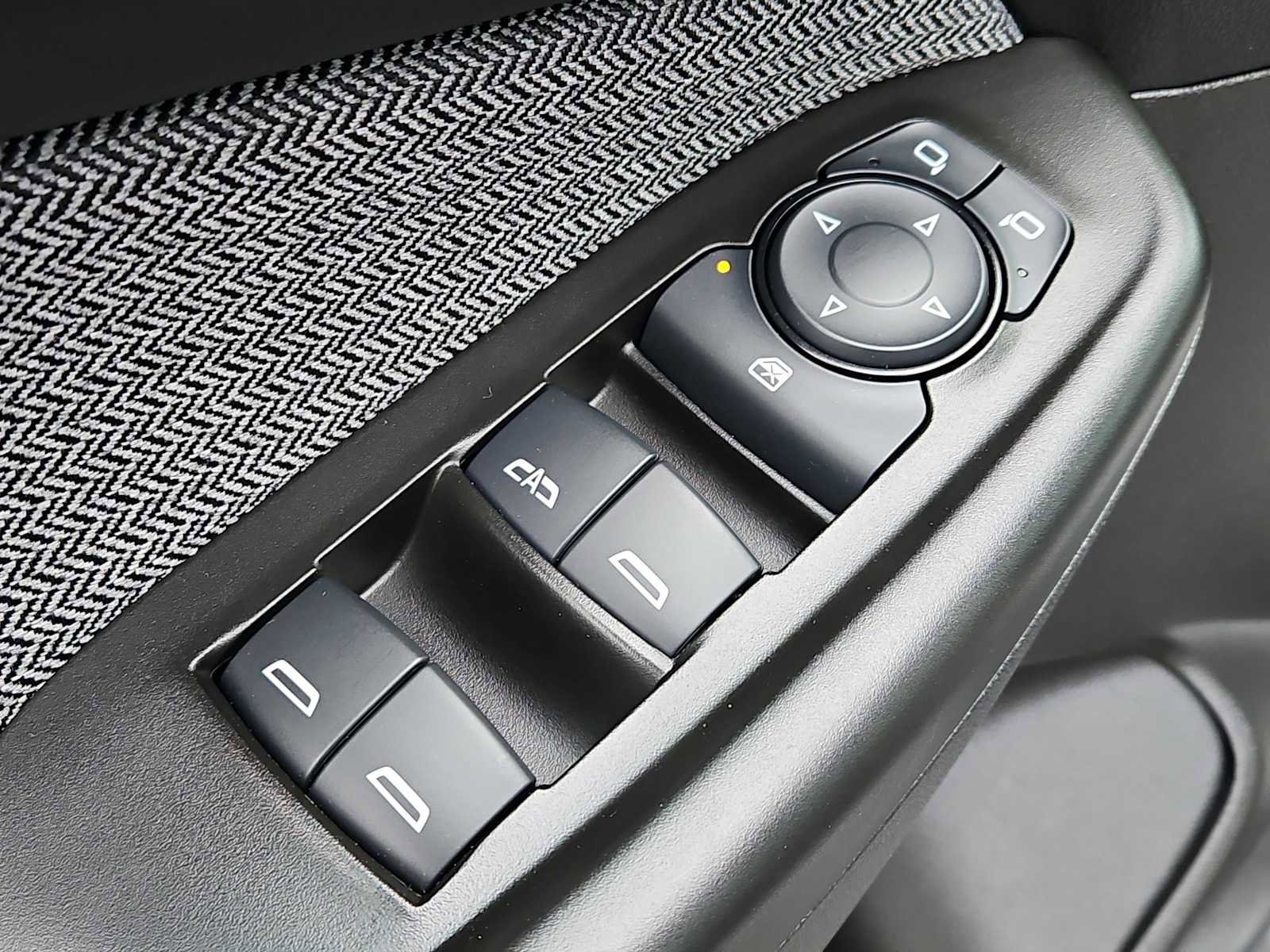 Certified 2025 Chevrolet TrailBlazer LT AWD/4WD image 21