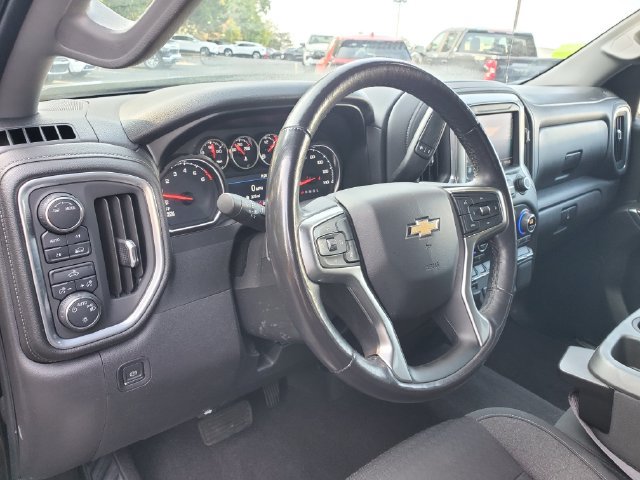 Used 2021 Chevrolet Silverado 1500 LT AWD/4WD image 23