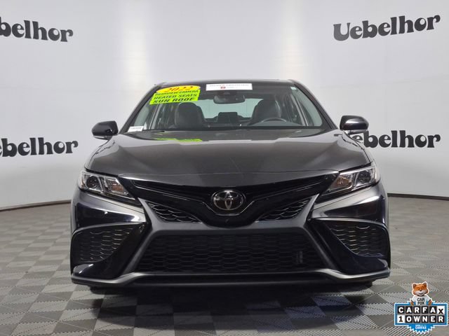Certified 2022 Toyota Camry SE w/ Cold Weather Package FWD image 2