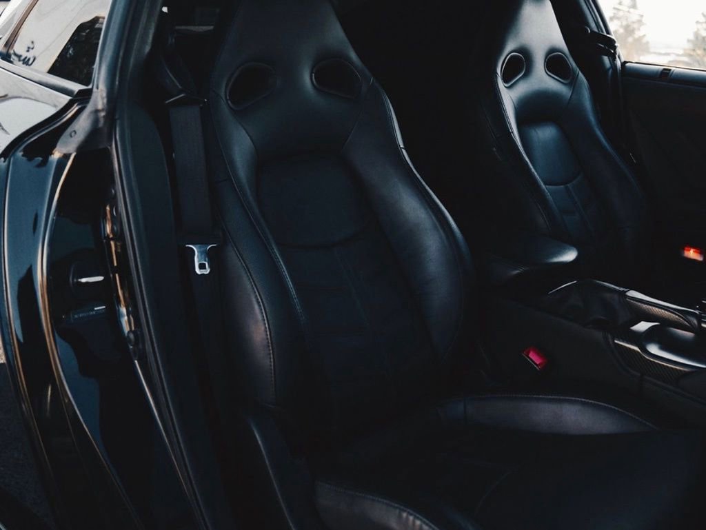 Used 2019 Nissan GT-R Premium w/ Premium Interior Package image 41