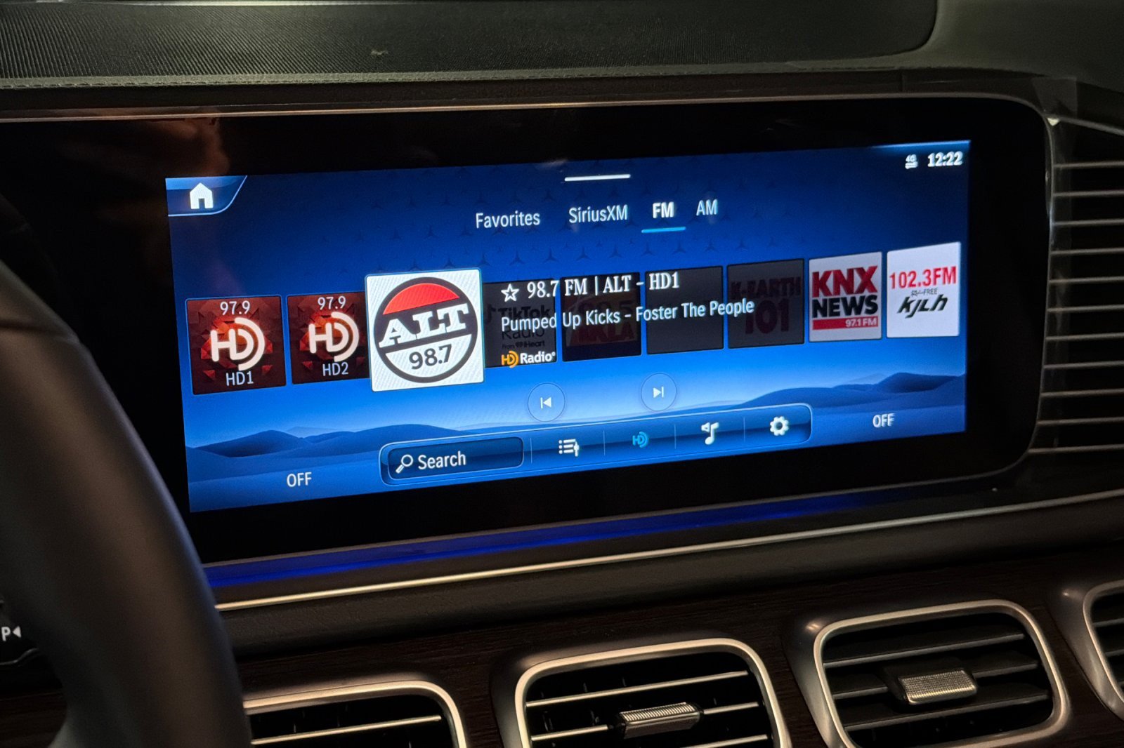 New 2026 Mercedes-Benz GLS 450 4MATIC image 18
