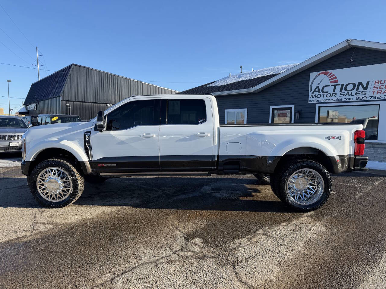 Used 2025 Ford F450 King Ranch image 2