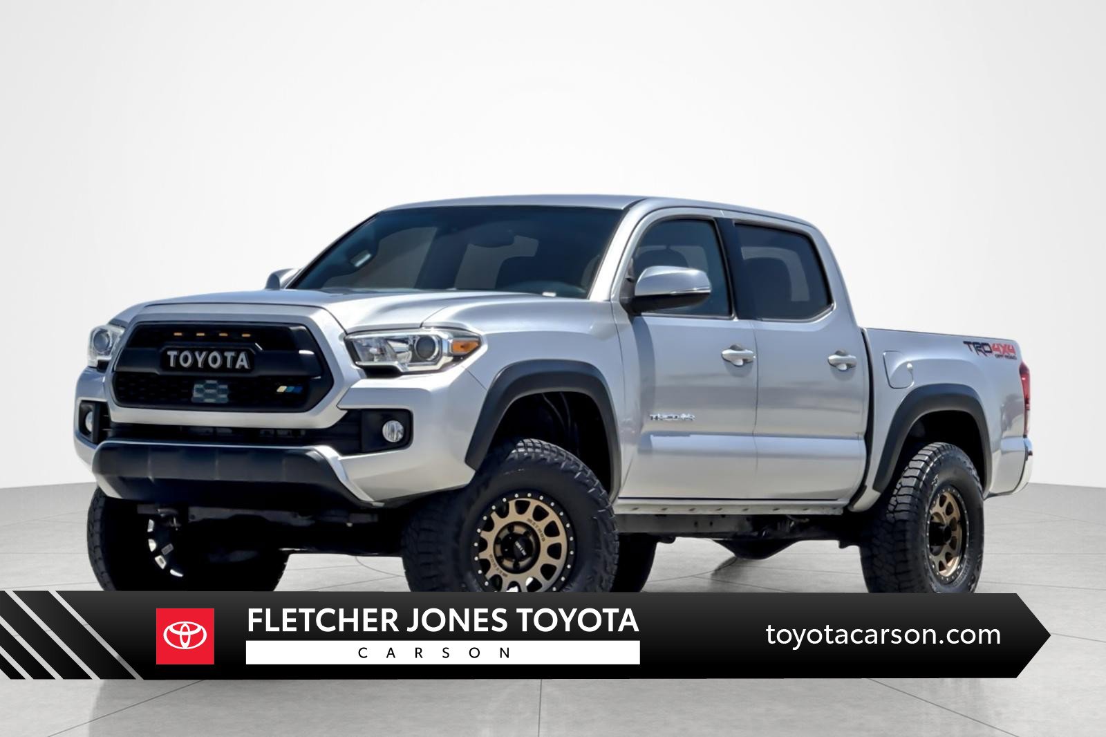 Certified 2018 Toyota Tacoma TRD Off-Road AWD/4WD image 1