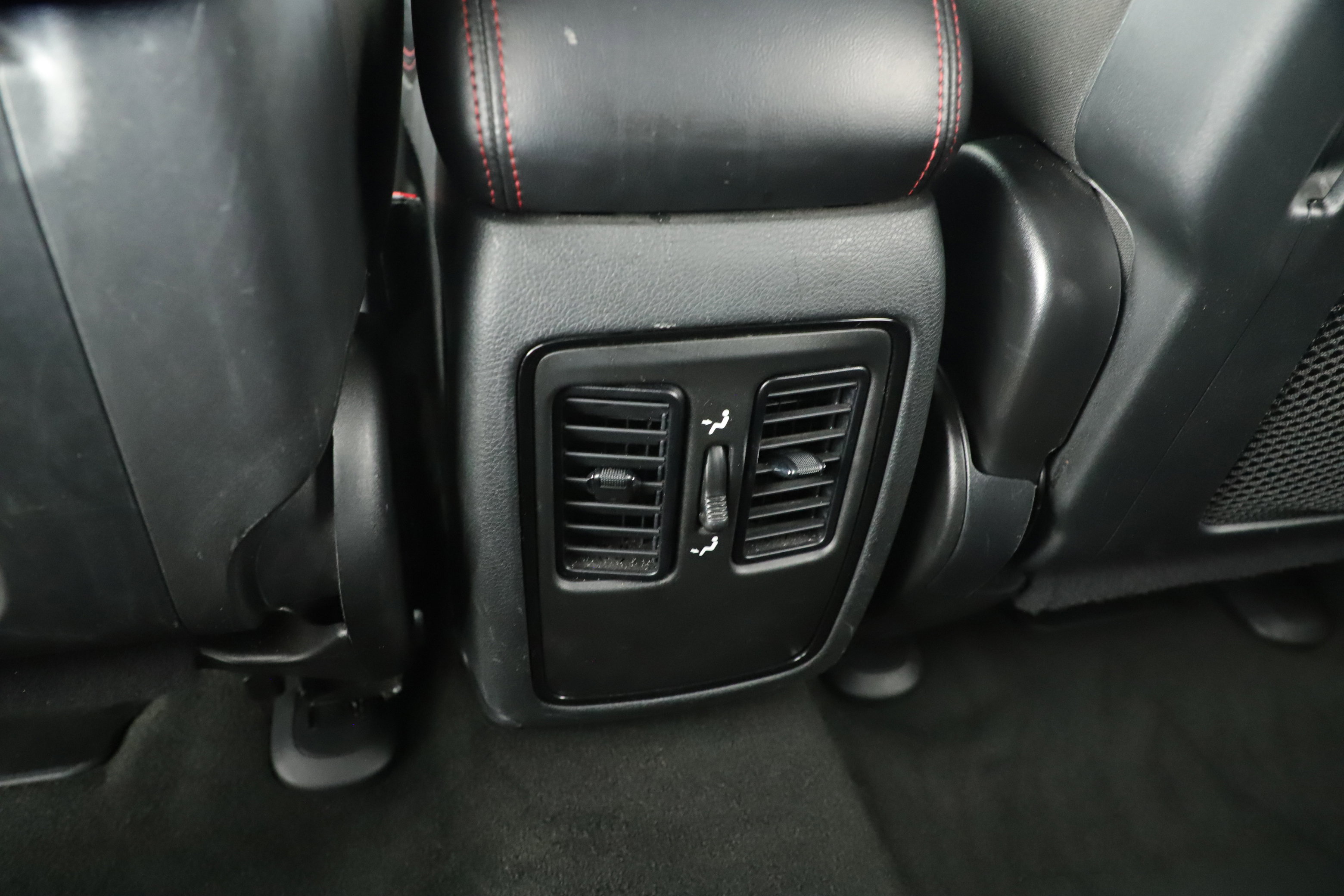 Used 2023 Dodge Durango GT image 26