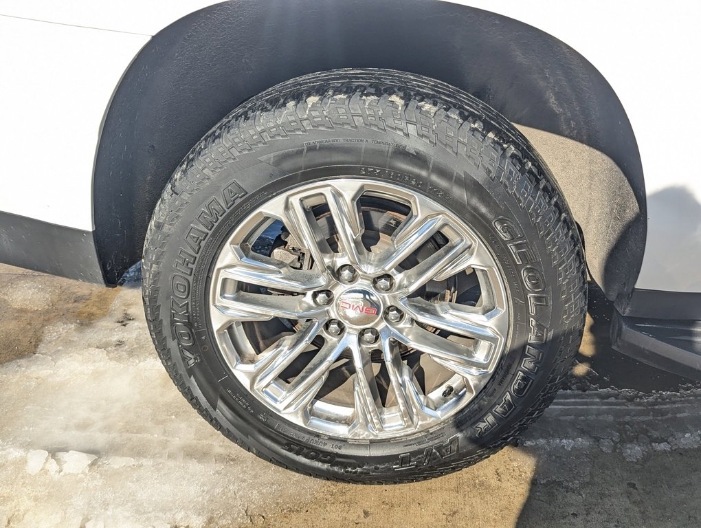 Used 2021 GMC Yukon XL SLT image 17