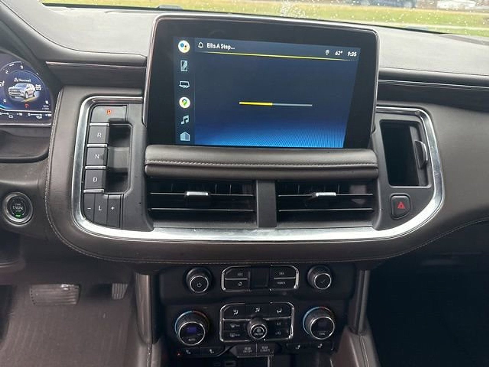 Used 2022 Chevrolet Tahoe Z71 image 13