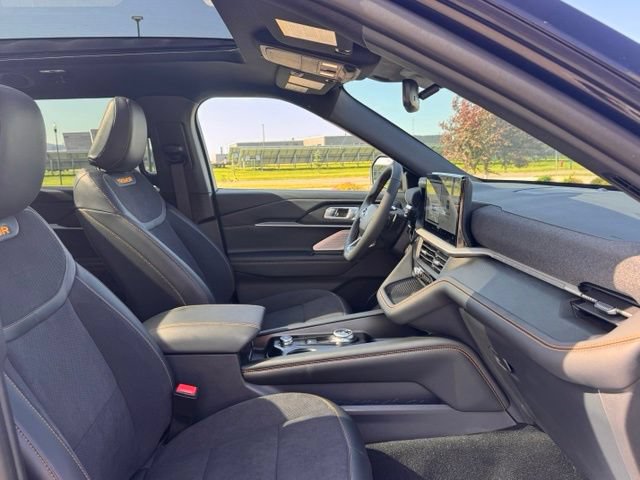 New 2026 Ford Explorer Tremor w/ Tremor Ultimate Package AWD/4WD image 23
