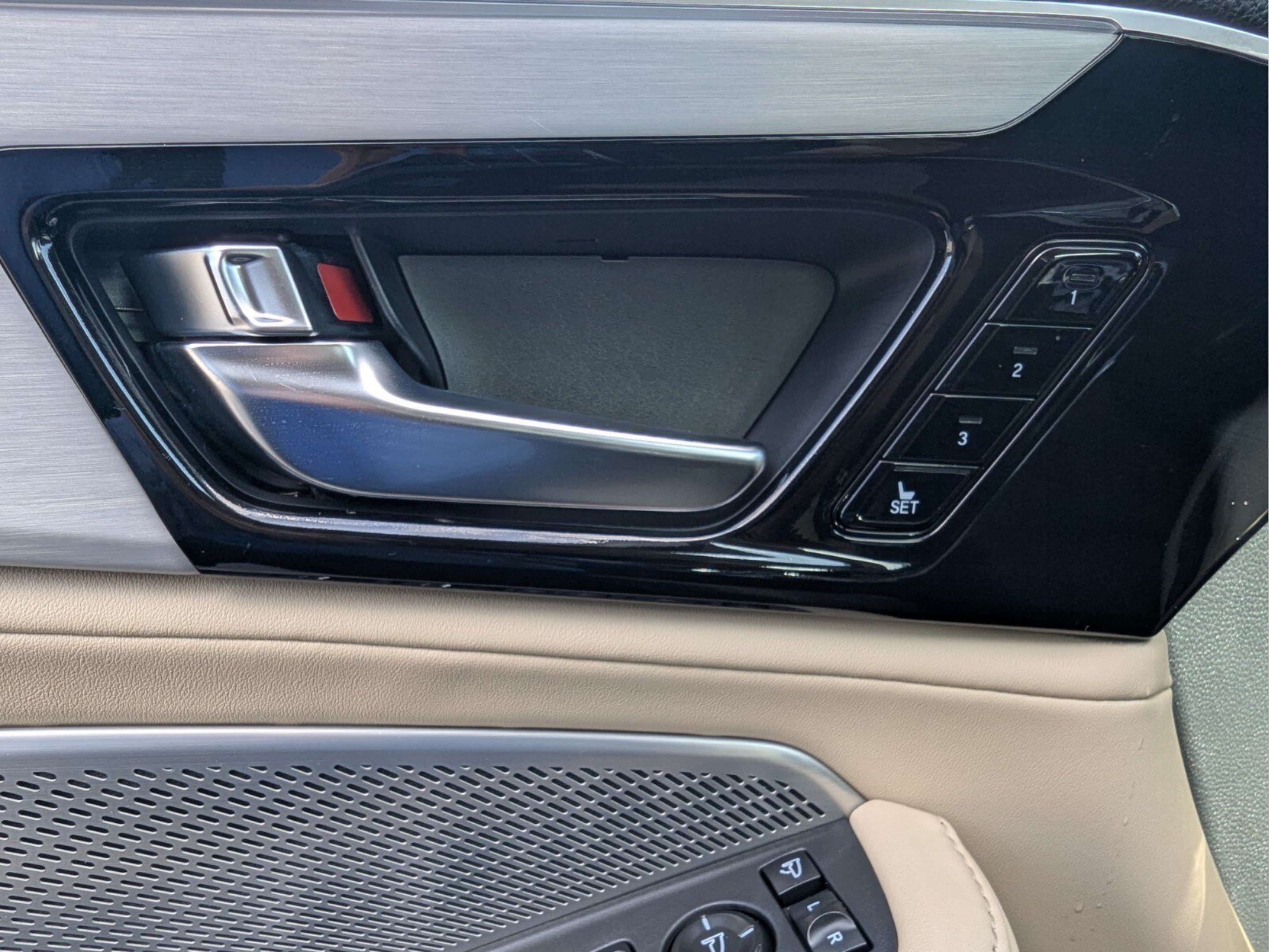 Used 2022 Acura MDX w/ Technology Package FWD image 13