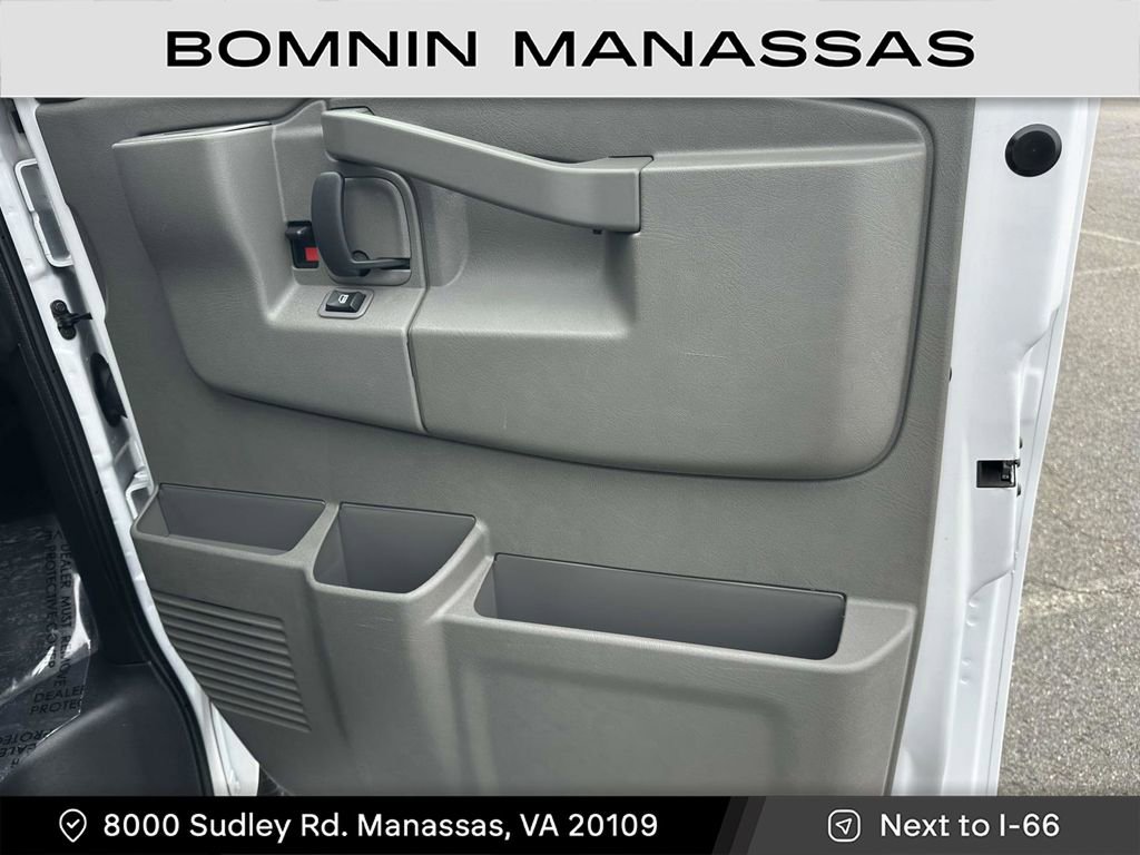 Used 2023 Chevrolet Express 2500 Work Van w/ Driver Convenience Package image 8