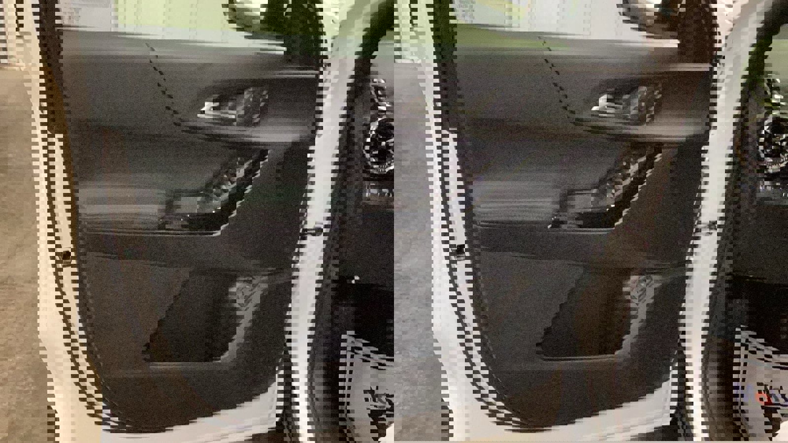 New 2026 Chevrolet Equinox LT w/ Convenience Package II image 11