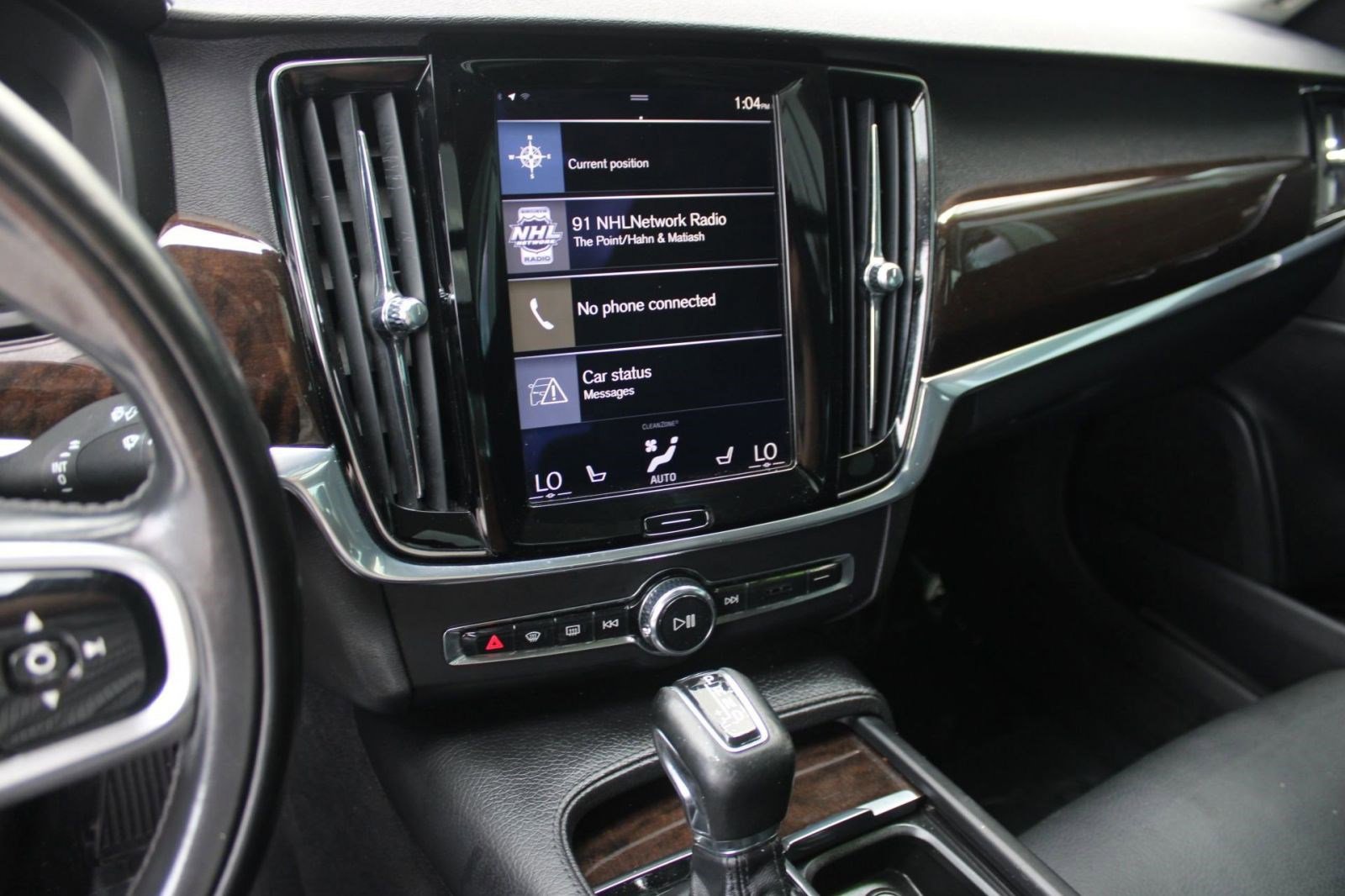 Used 2018 Volvo S90 T5 Momentum image 23