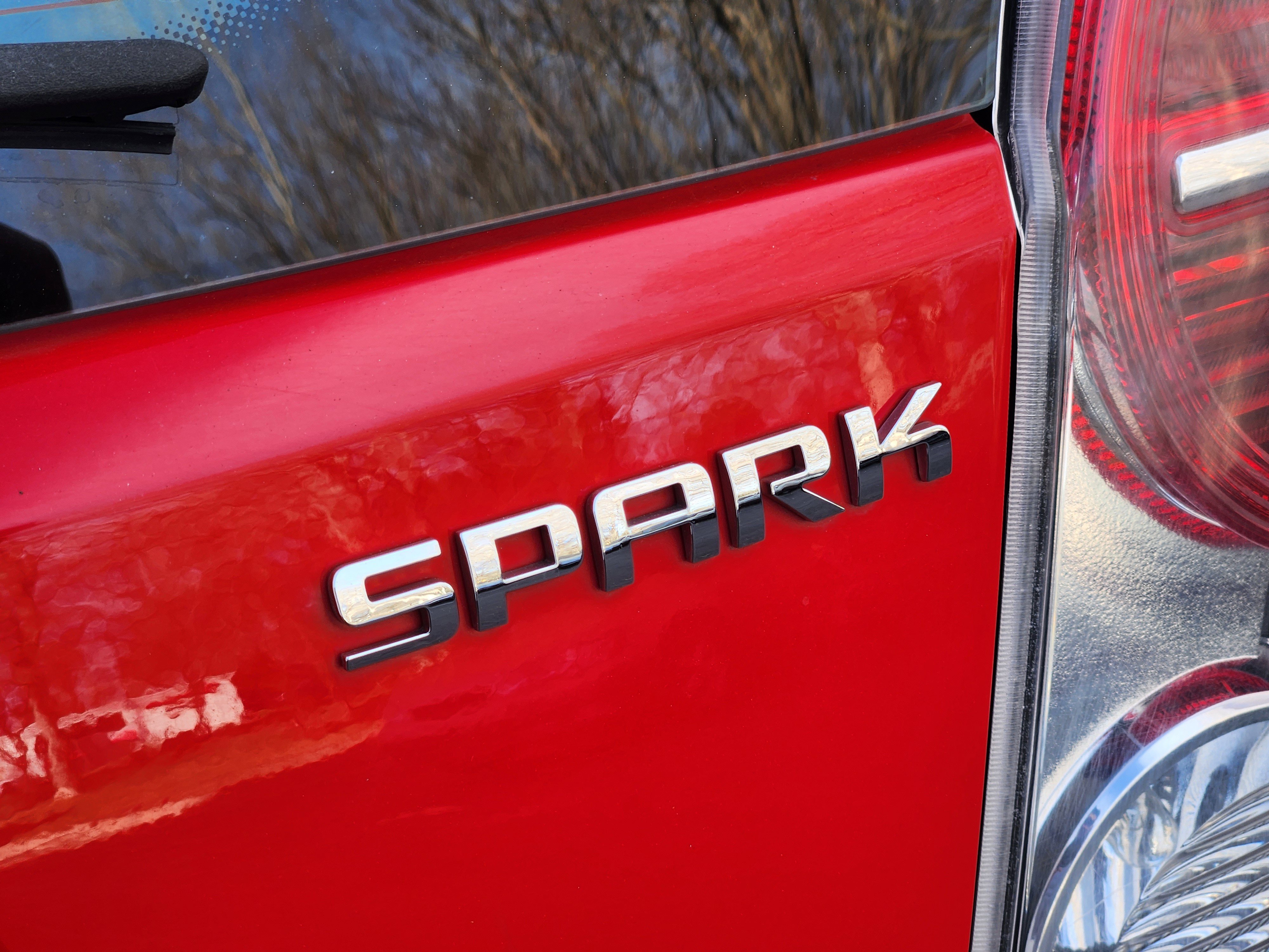 Used 2014 Chevrolet Spark LT image 24