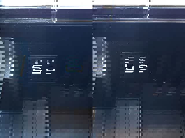 Used 2024 Toyota Sequoia Platinum image 31