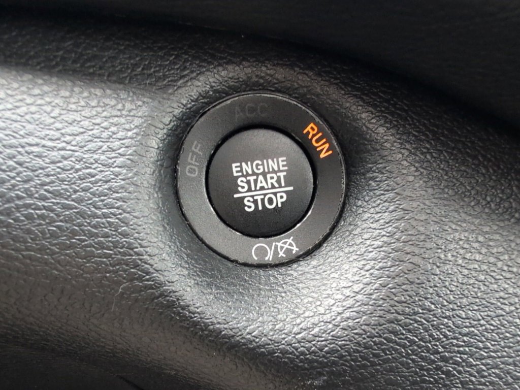 Used 2021 Jeep Cherokee Limited image 33