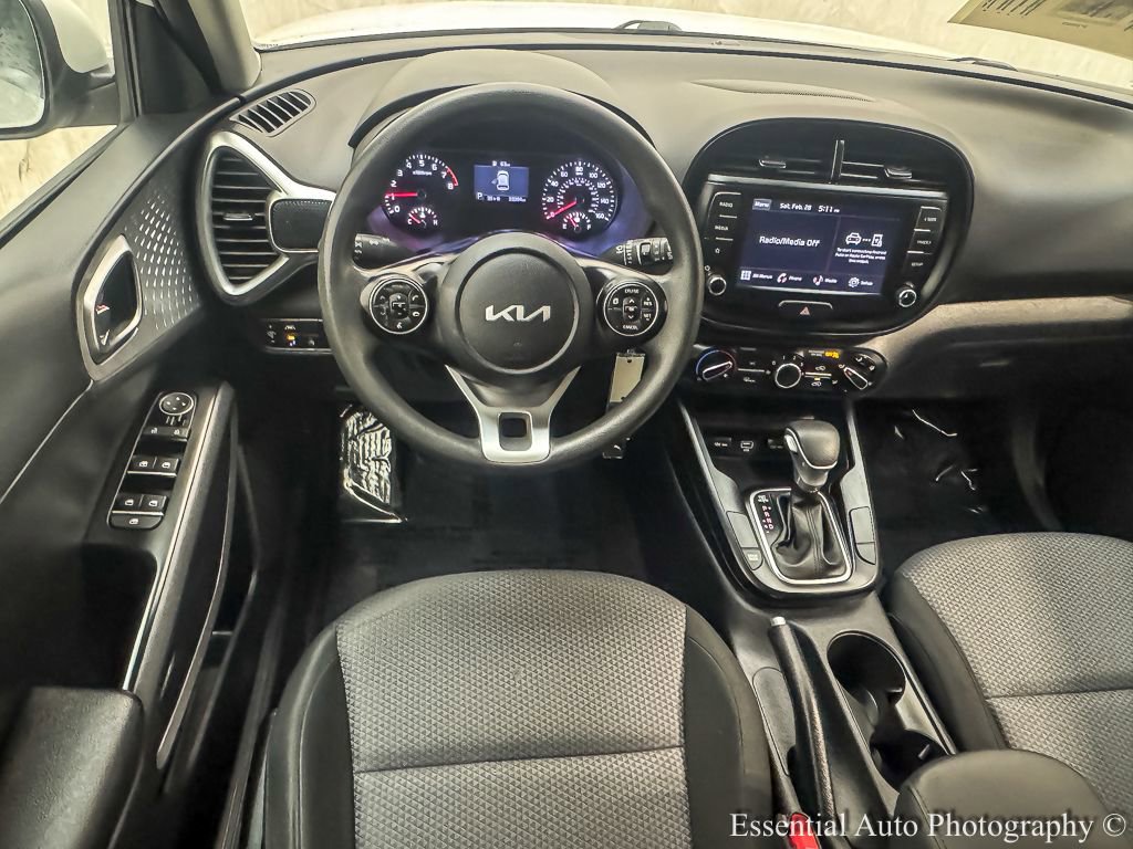 Used 2022 Kia Soul LX w/ Technology Package image 13