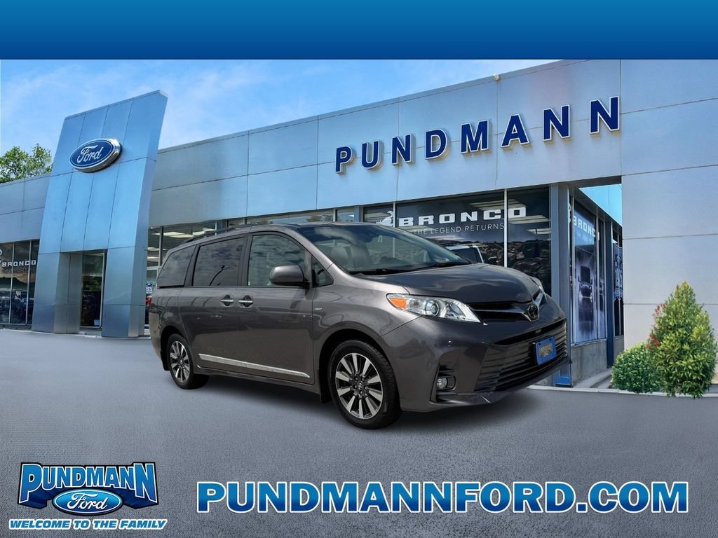 Used 2018 Toyota Sienna XLE w/ Protection Package