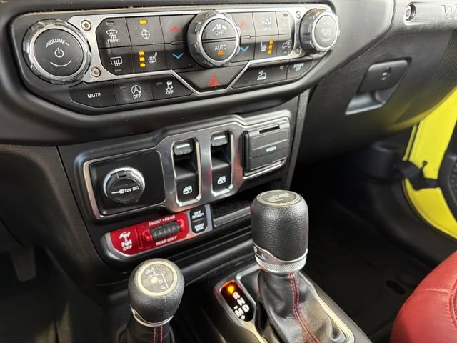 Used 2022 Jeep Wrangler Rubicon w/ LED Lighting Group AWD/4WD image 23