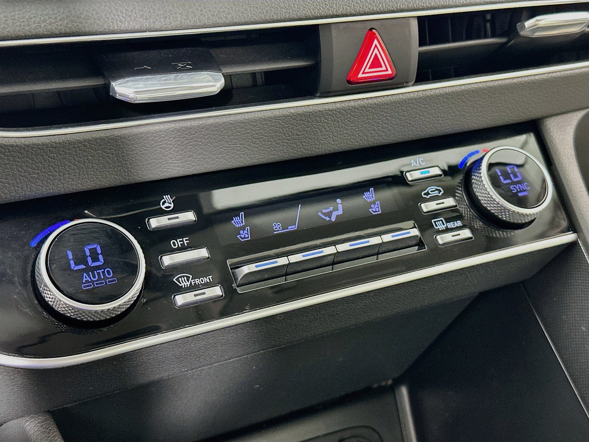Used 2023 Hyundai Sonata Limited FWD image 16