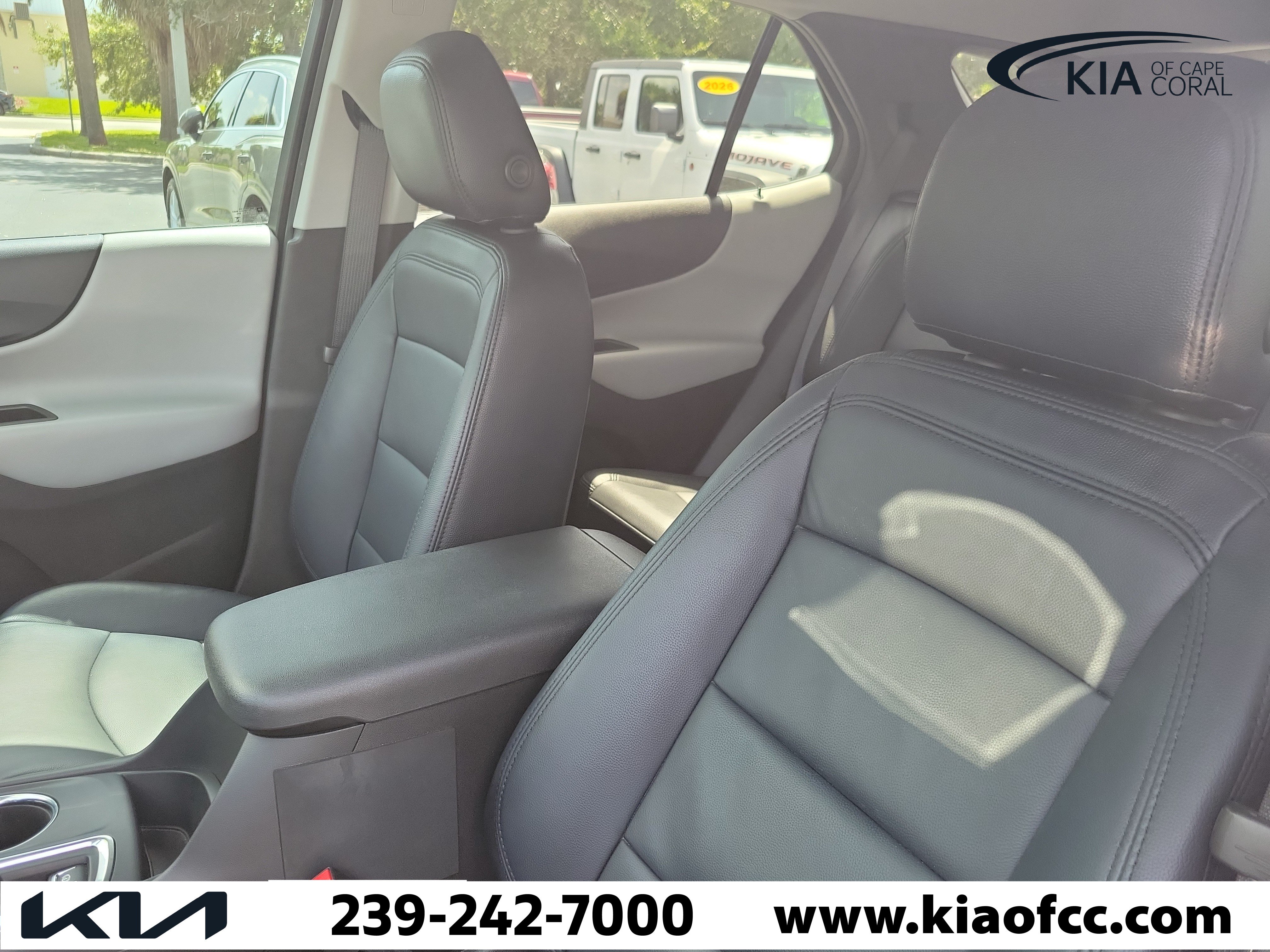 Used 2023 Chevrolet Equinox LT AWD/4WD image 17