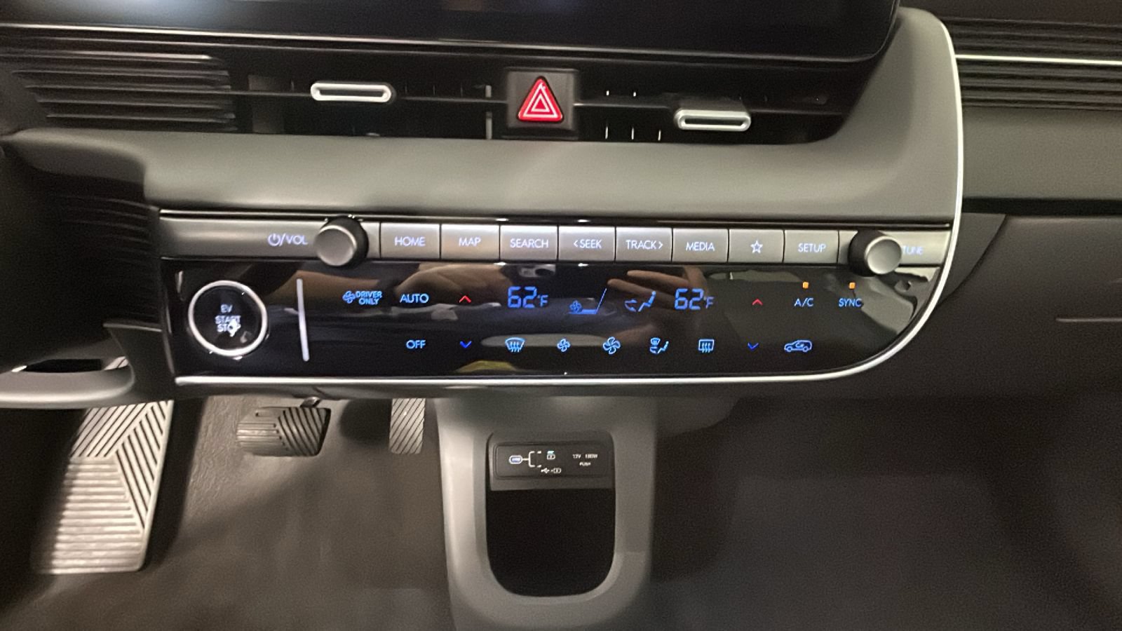 Used 2025 Hyundai Ioniq 5 SEL RWD image 23