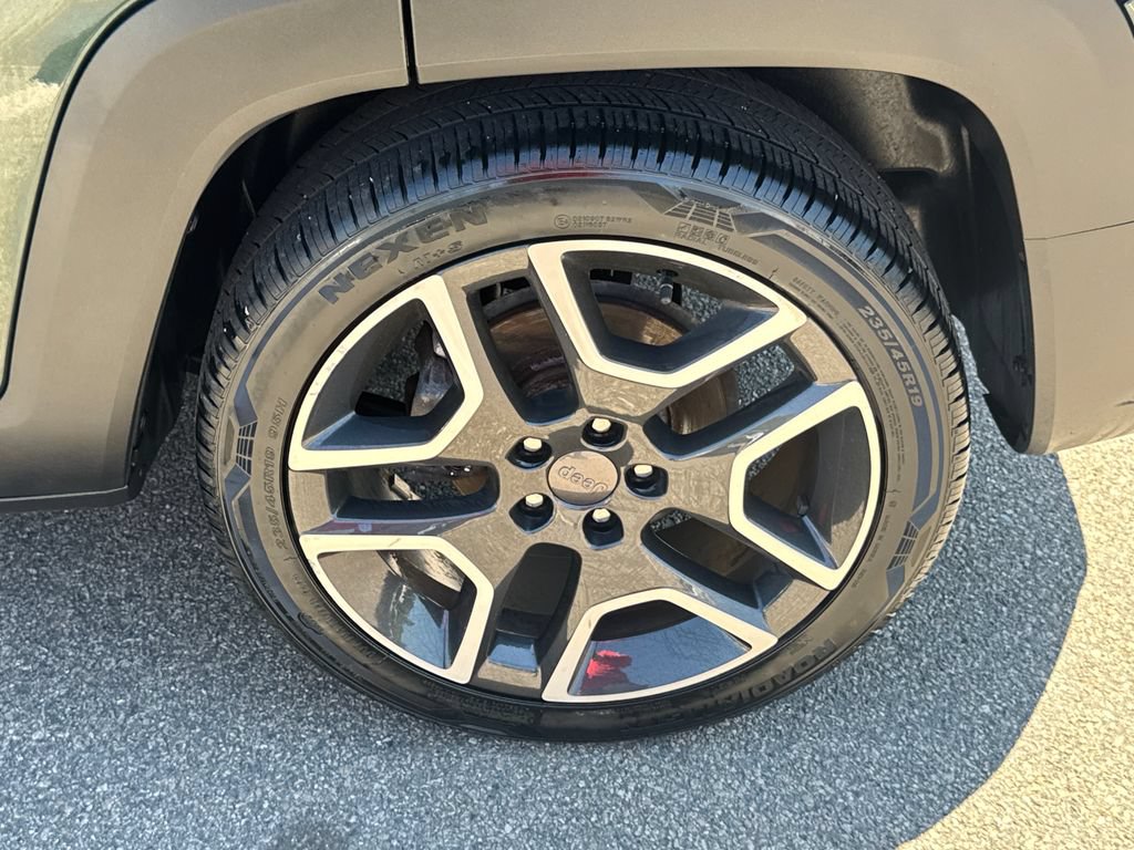 Used 2021 Jeep Renegade Sport FWD image 38
