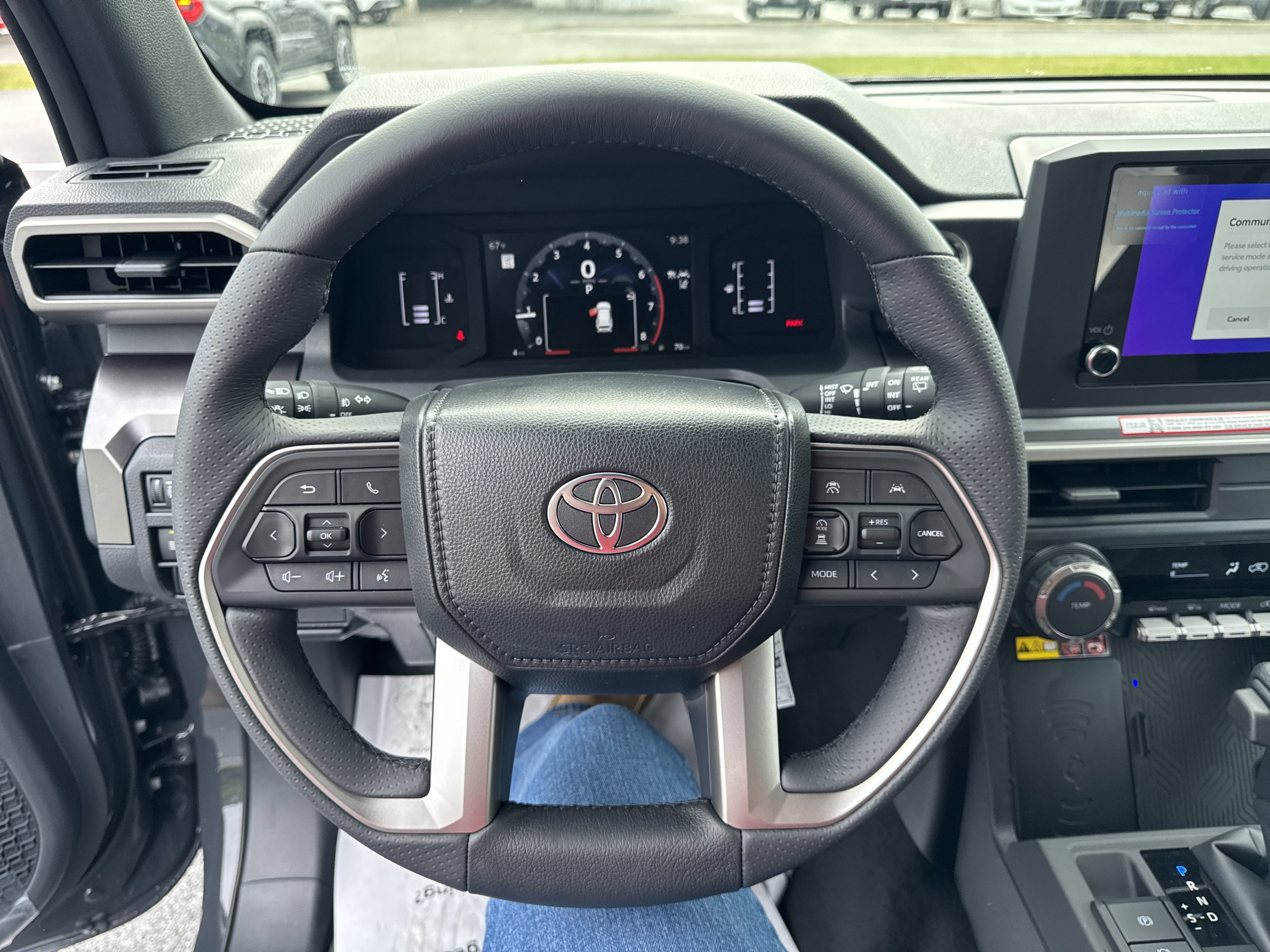 New 2026 Toyota 4Runner SR5 AWD/4WD image 16