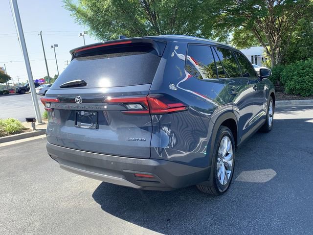 Used 2025 Toyota Grand Highlander AWD image 8