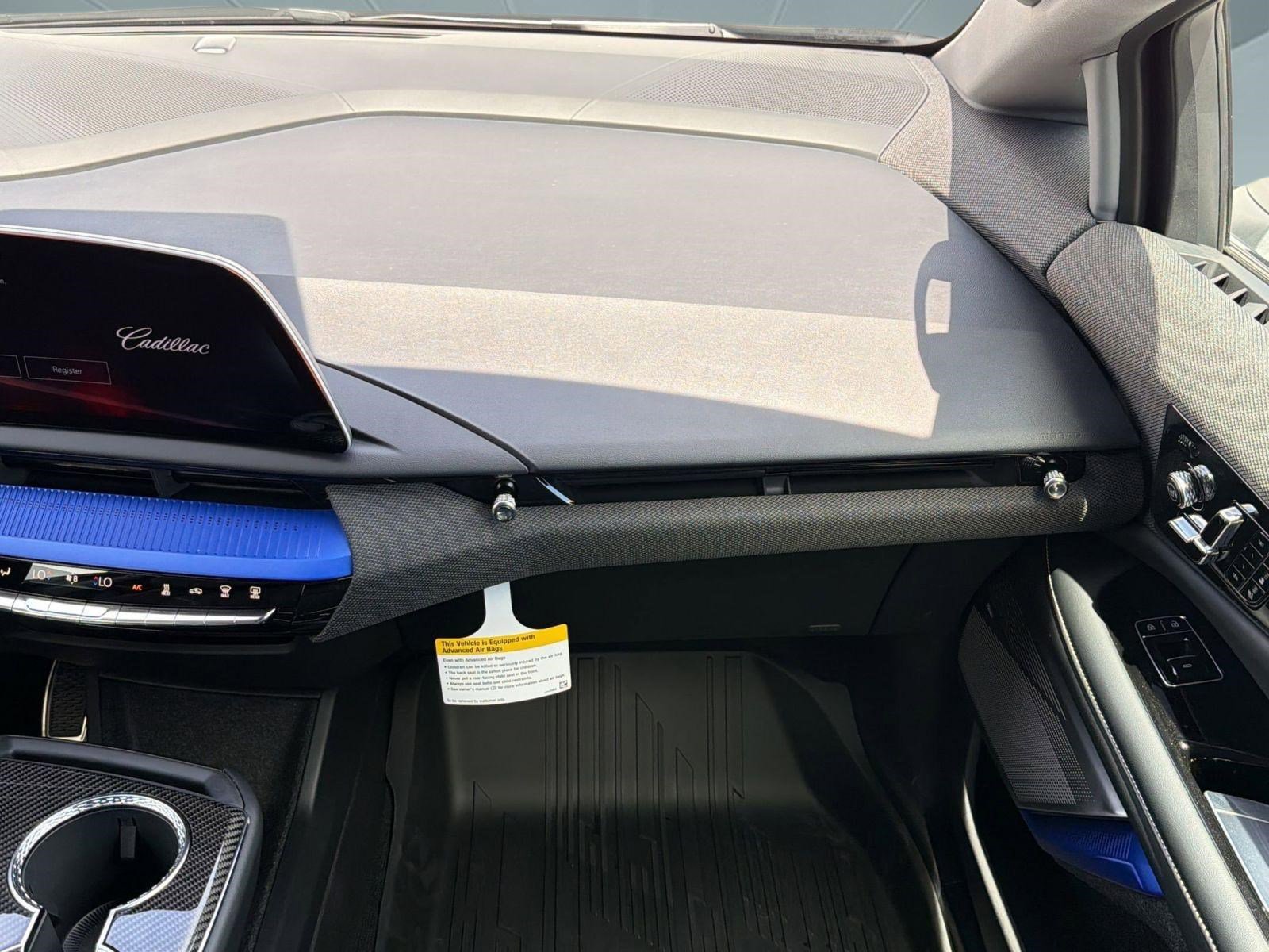 New 2026 Cadillac Optiq V AWD/4WD image 24