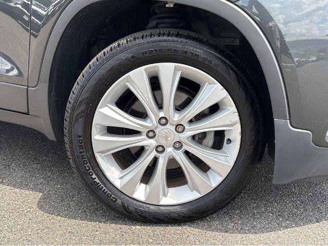Used 2019 Chevrolet Trax Premier AWD/4WD image 2