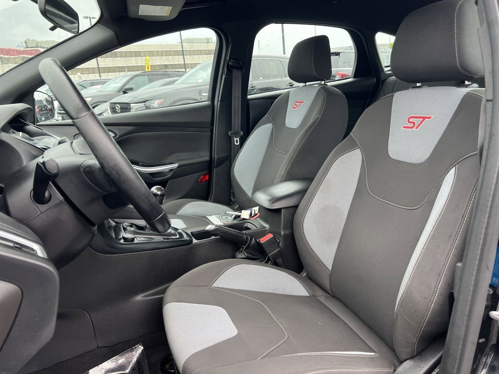 Used 2018 Ford Focus ST FWD image 19