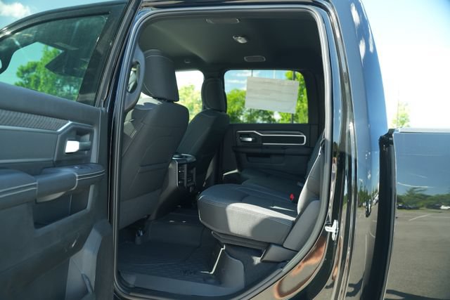 New 2026 RAM 2500 Big Horn AWD/4WD image 13