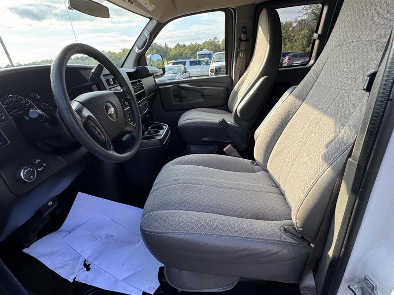 Used 2015 Chevrolet Express 3500 LT w/ LT Preferred Equipment Group image 31