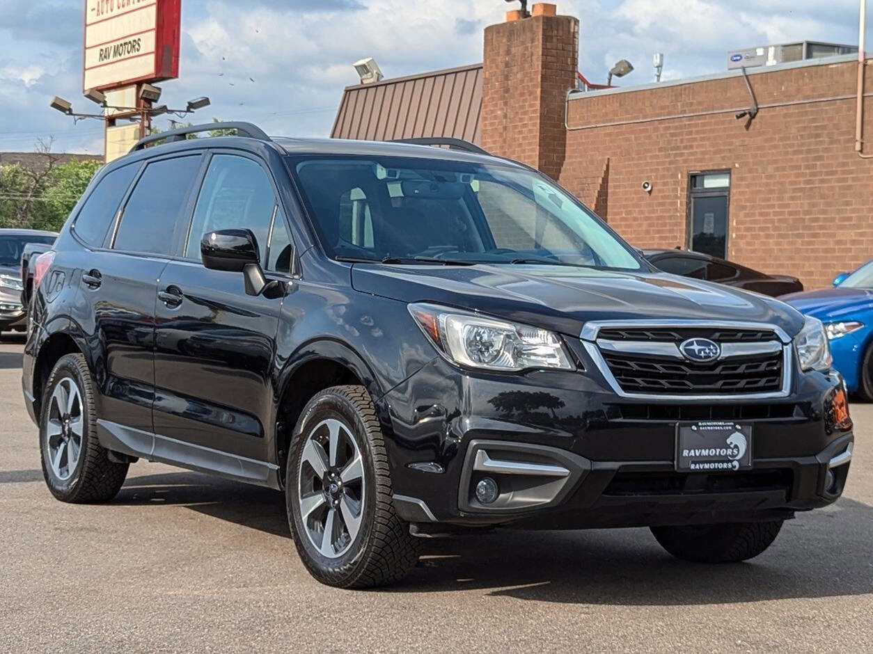 Used 2017 Subaru Forester 2.5i Premium AWD/4WD image 5