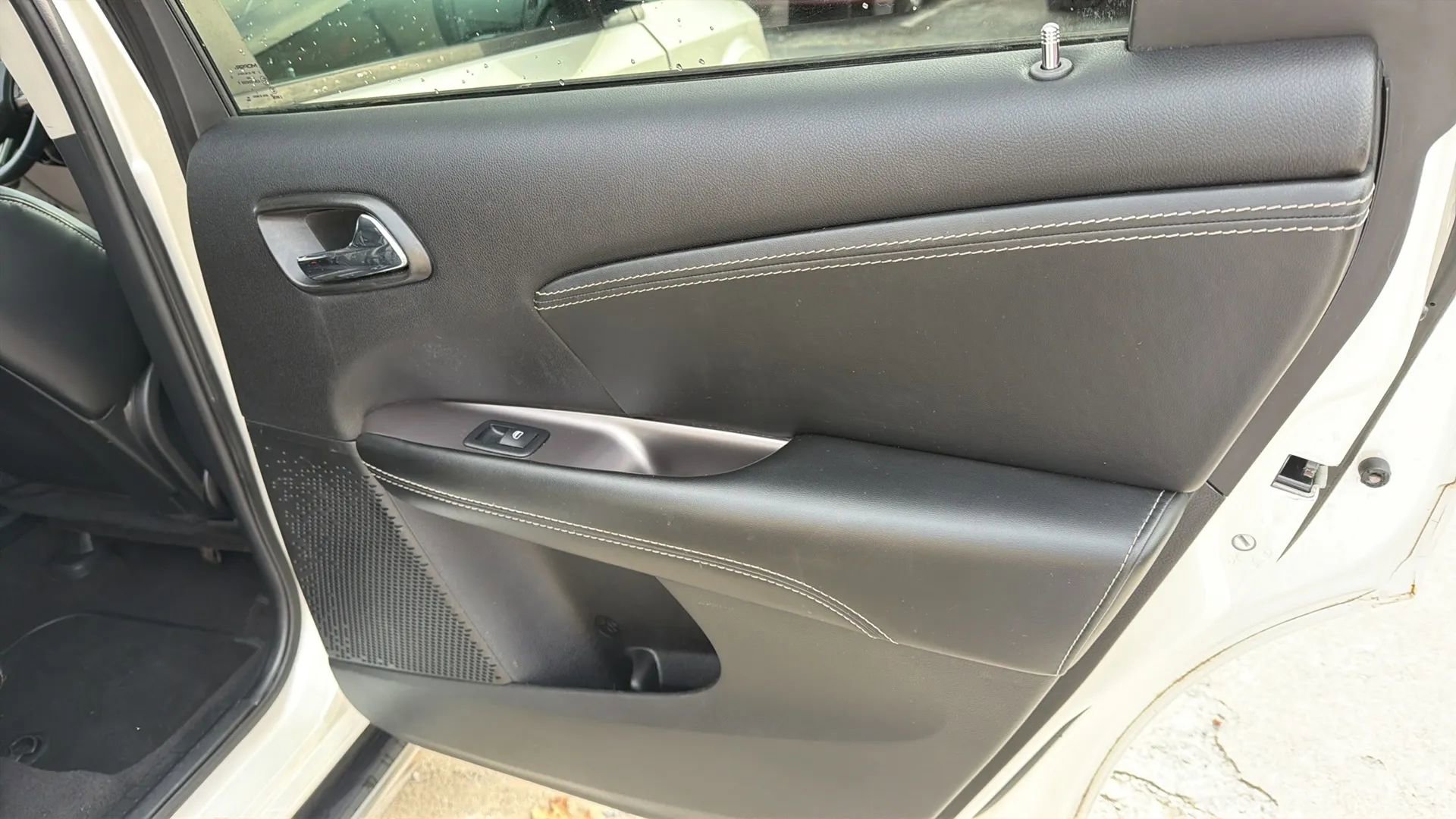 Used 2017 Dodge Journey Crossroad w/ Popular Equipment Group image 26