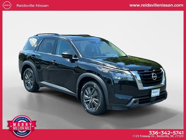 Used 2023 Nissan Pathfinder SV w/ SV Premium Package AWD/4WD image 8