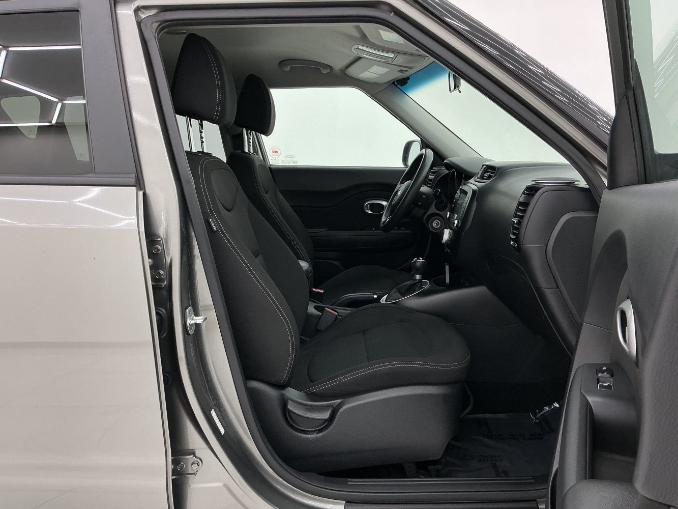 Used 2019 Kia Soul w/ Convenience Package FWD image 15